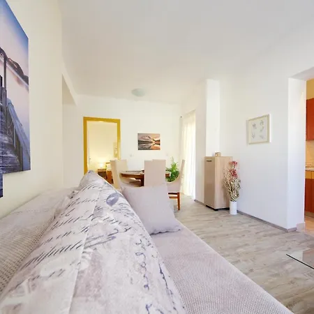 Apartment Nardela Biograd Na Moru