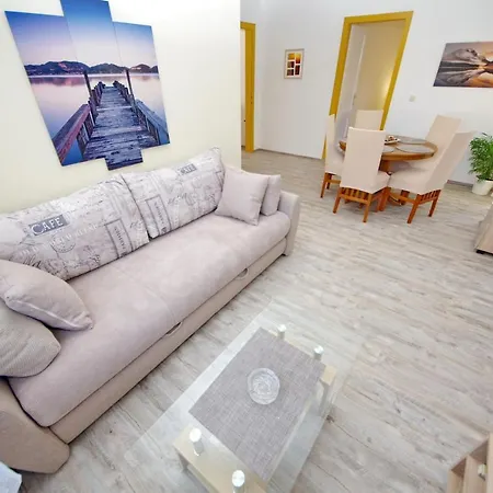Nardela * Biograd Na Moru